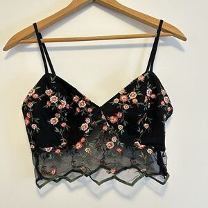 J.O.A. Just One Answer Black Red Floral Embroidered Crop Top Cami Bralette Sz S